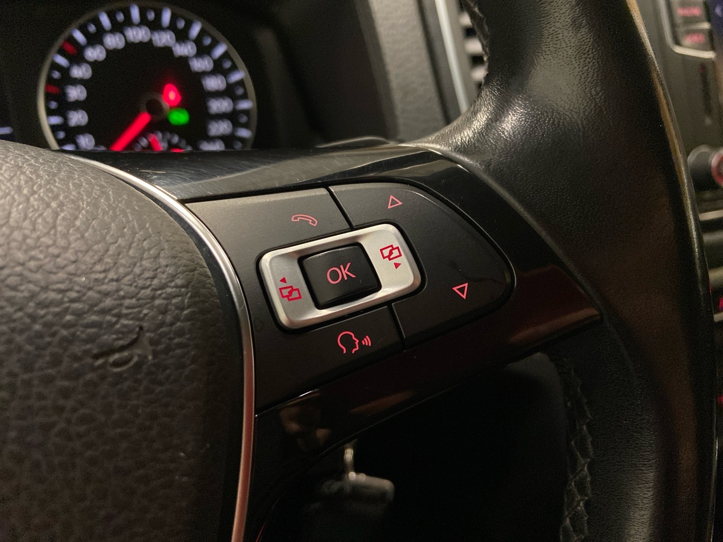 VOLKSWAGEN Amarok 2017