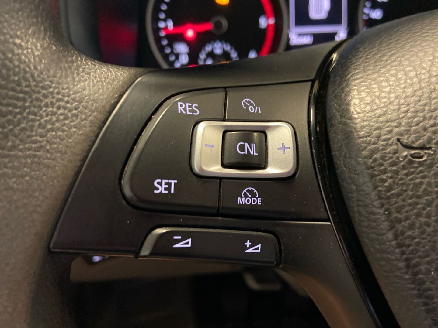 VOLKSWAGEN Crafter 21