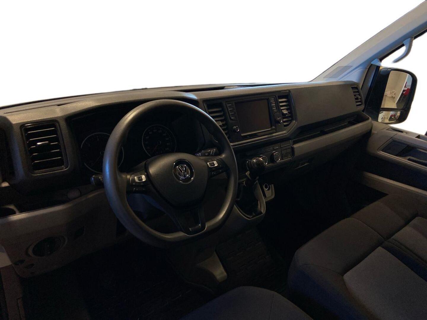VOLKSWAGEN Crafter 7