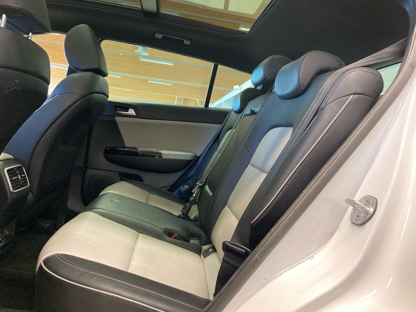 KIA Sportage 8