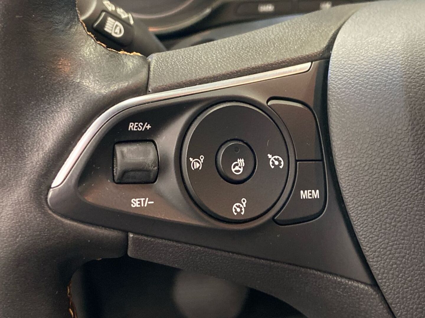 OPEL Crossland X 2020