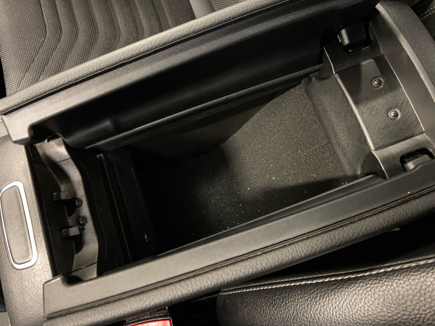 MERCEDES-BENZ A 2019