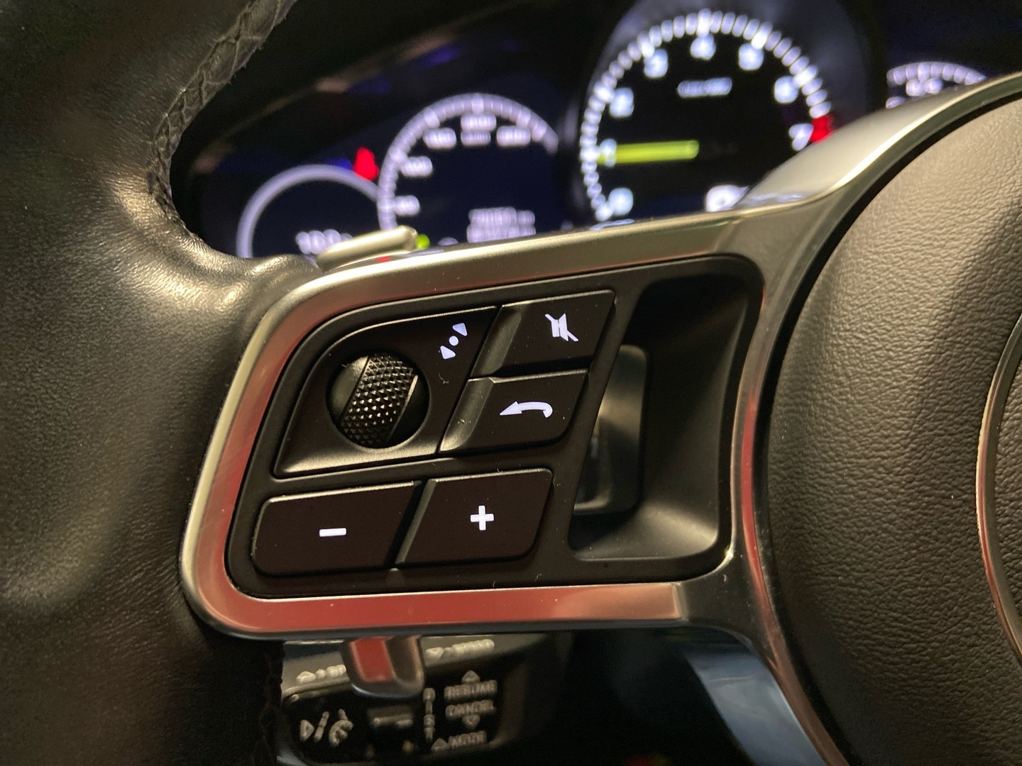 PORSCHE Cayenne 2021