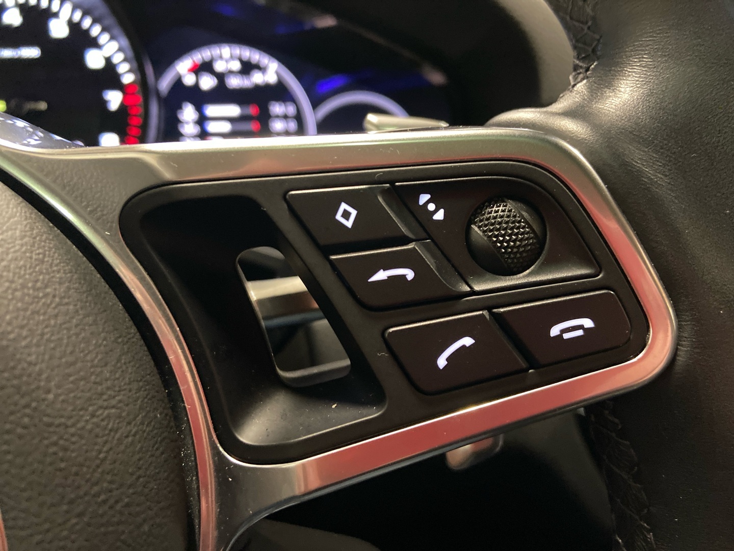 PORSCHE Cayenne 2021