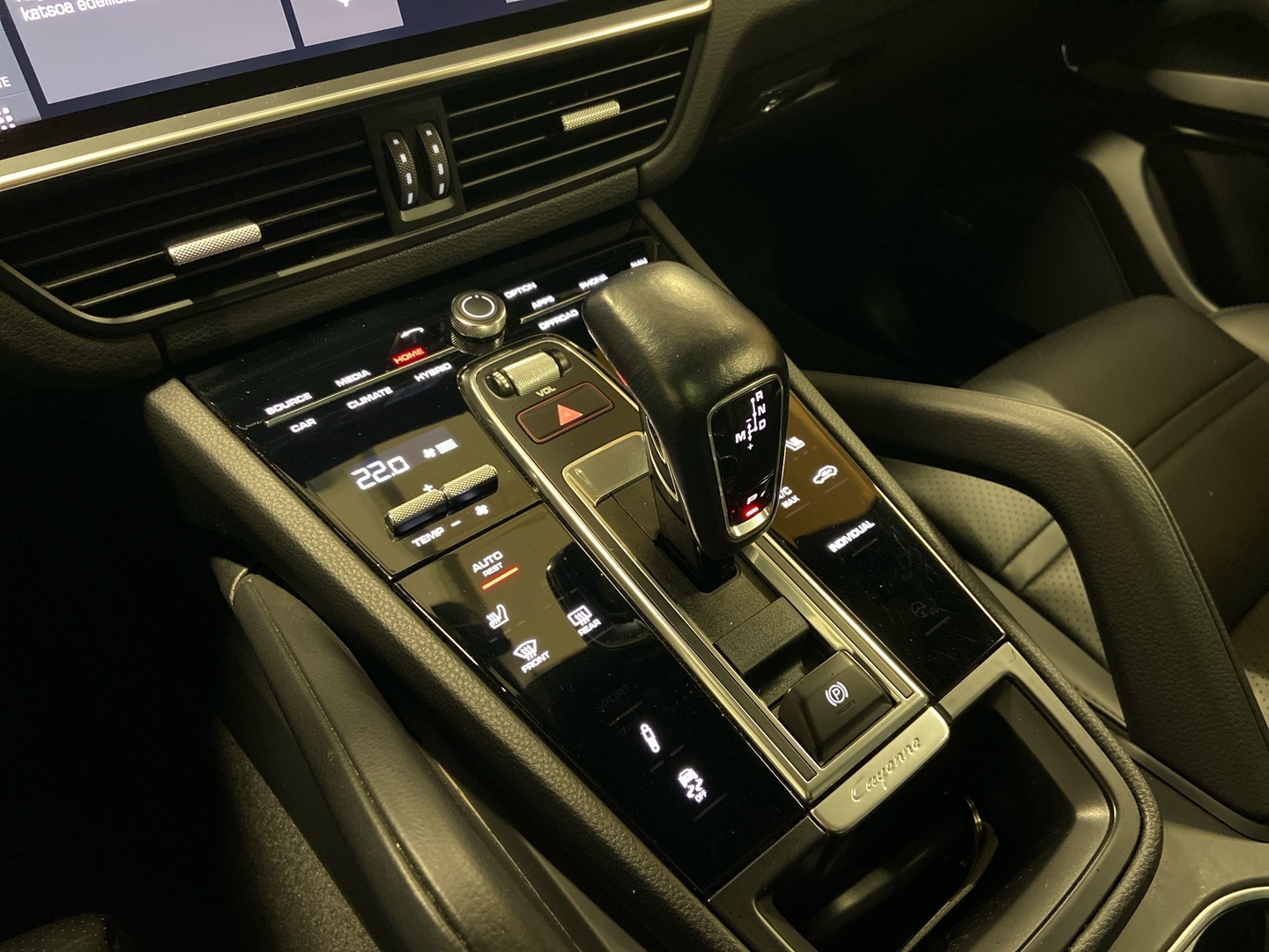 PORSCHE Cayenne 2021