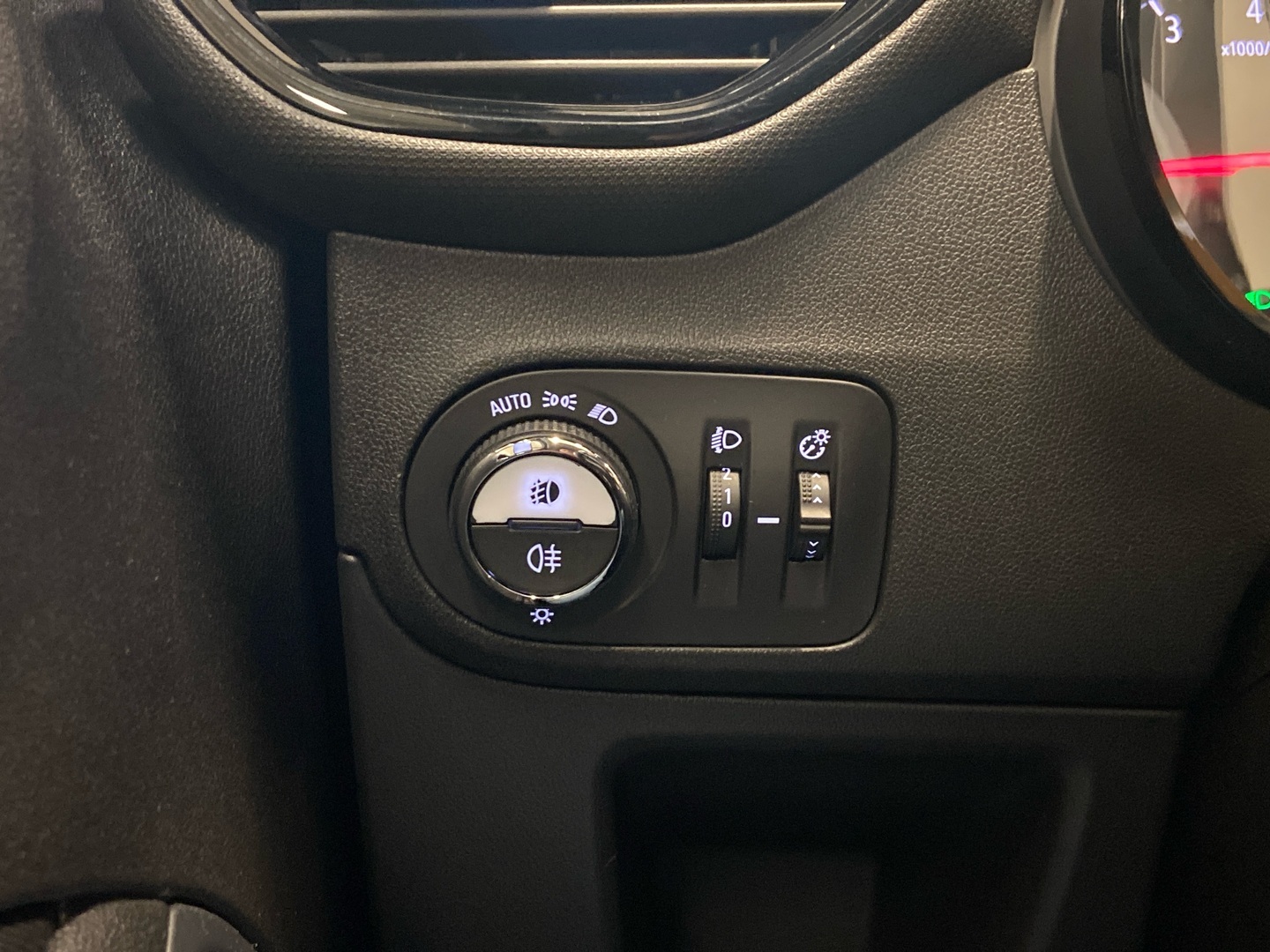 OPEL Crossland X 2018