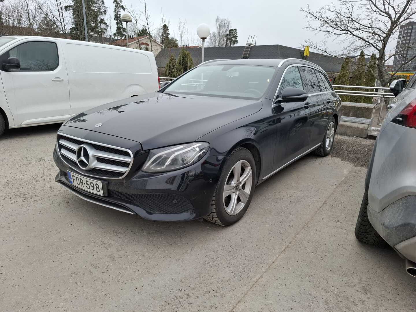 MERCEDES-BENZ E 2018