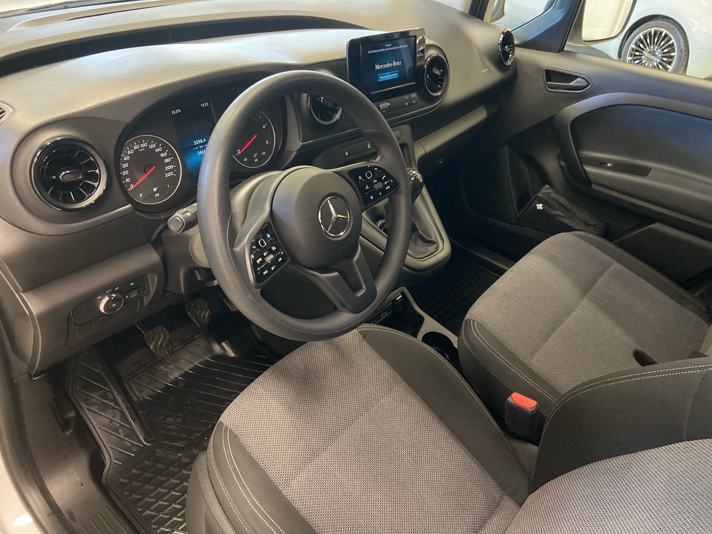 MERCEDES-BENZ Citan 2023