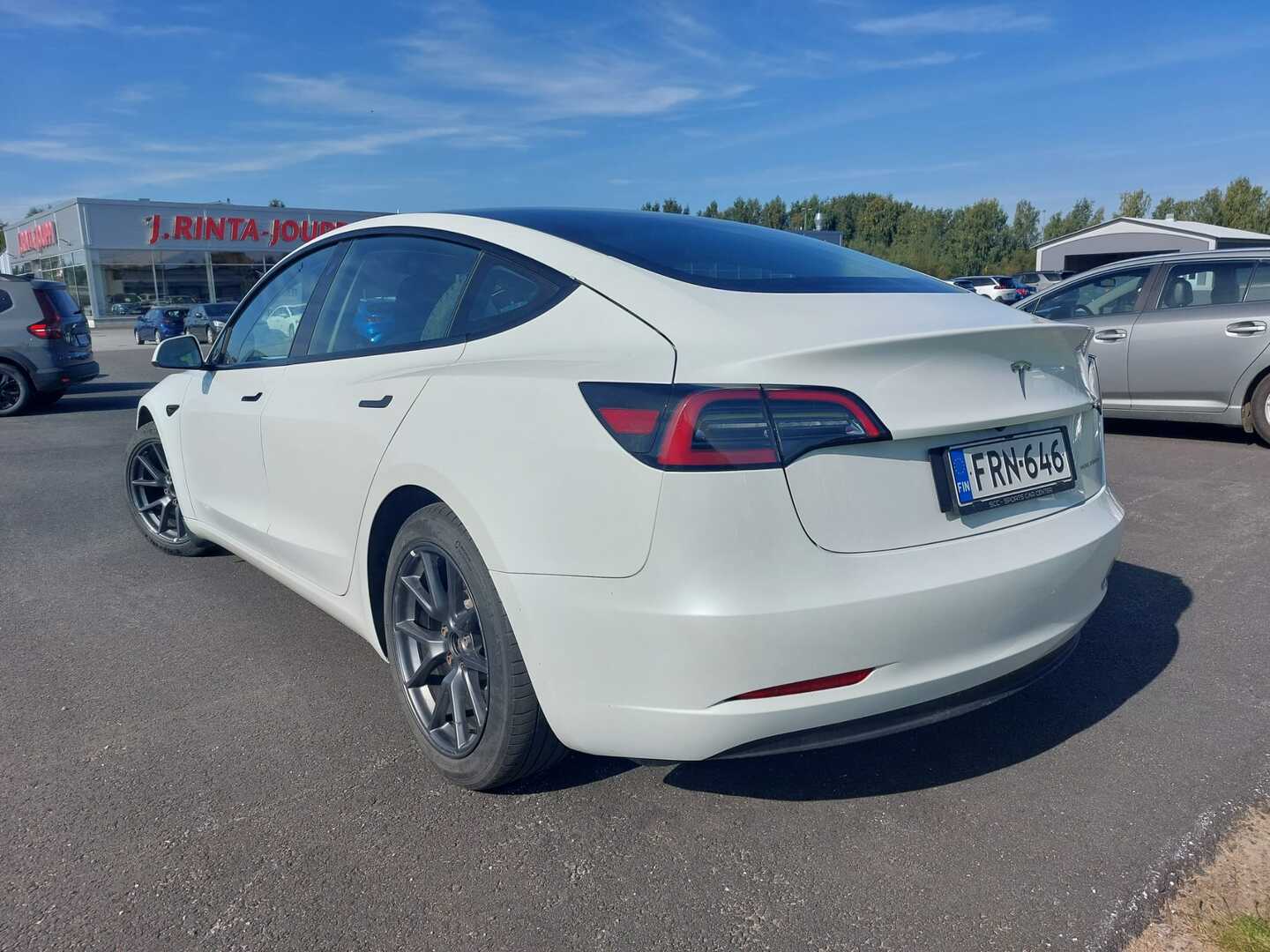 TESLA Model 3 2022