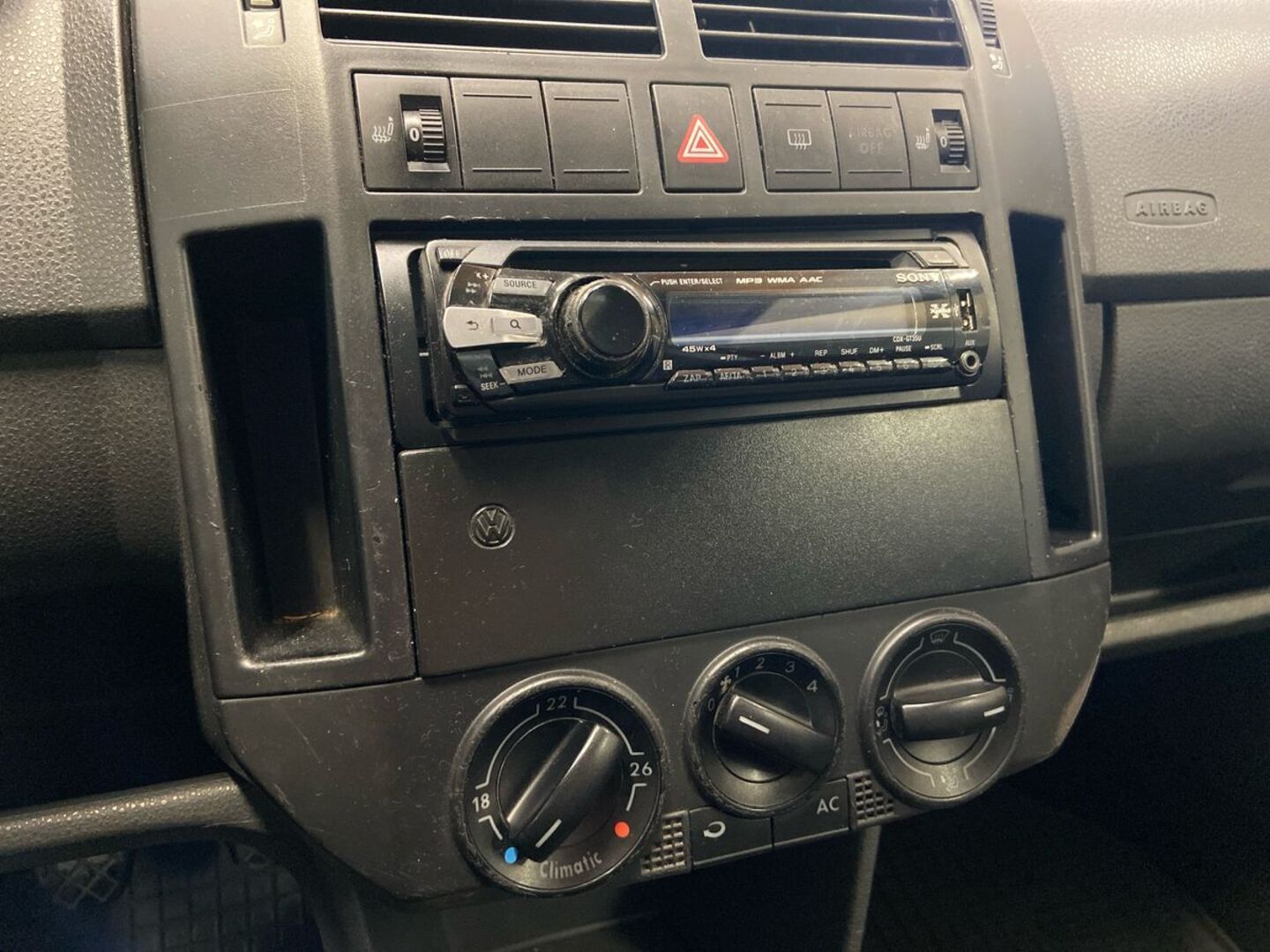 VOLKSWAGEN Polo 2007