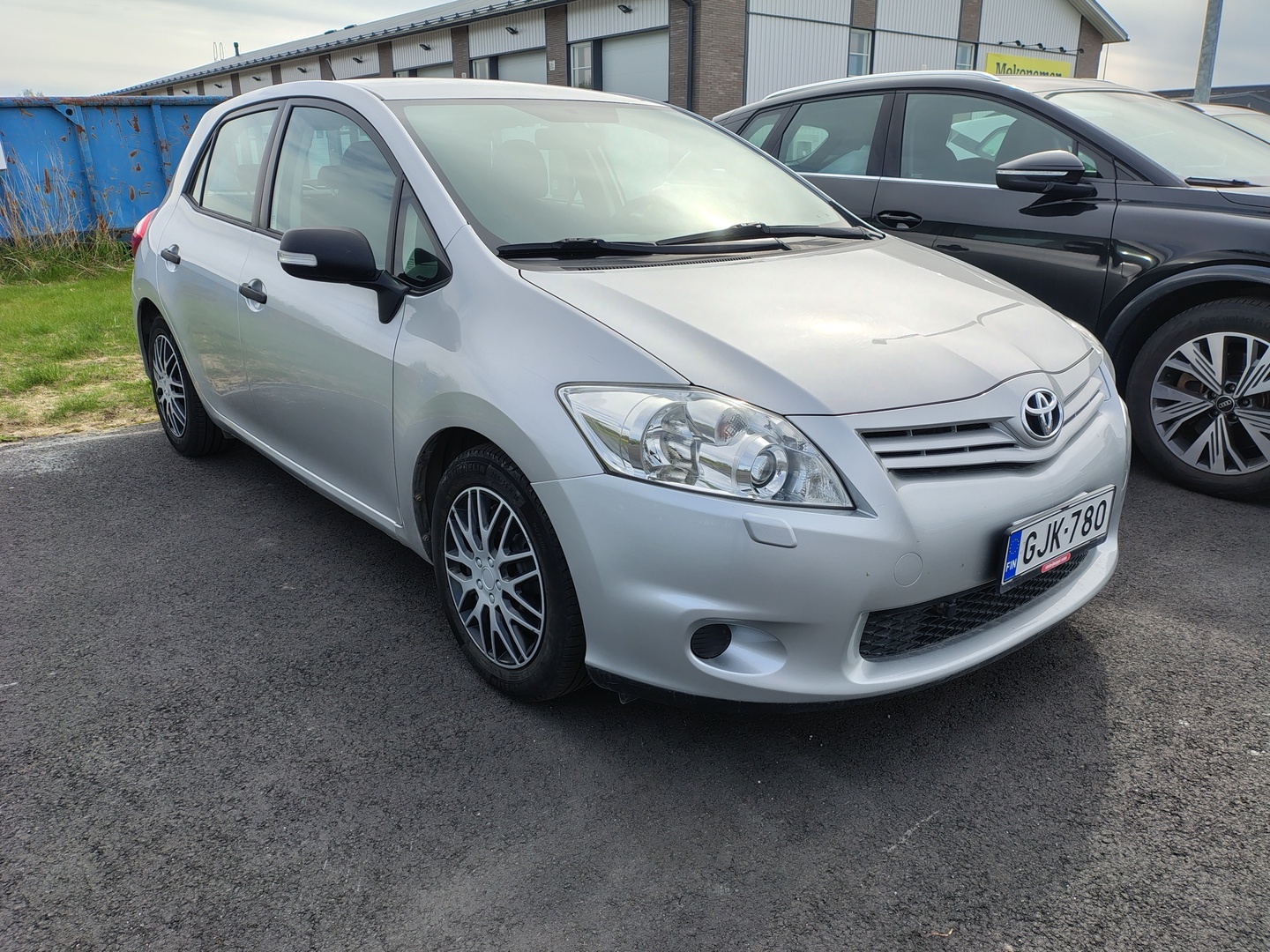 TOYOTA Auris 2011