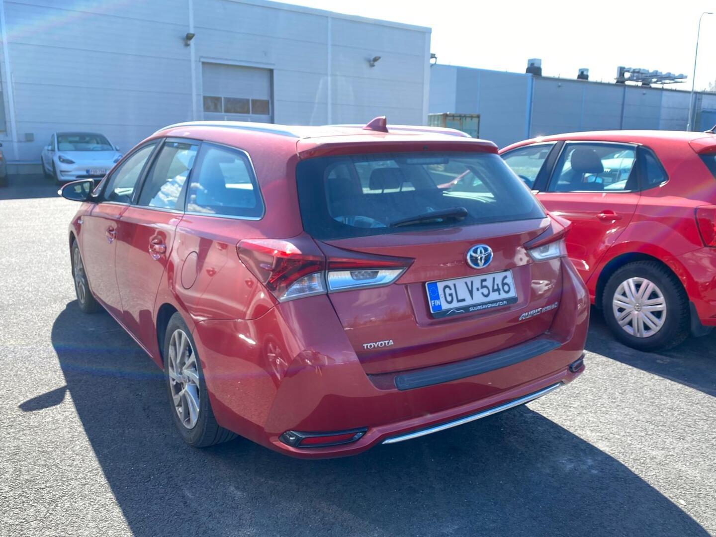TOYOTA Auris 2016