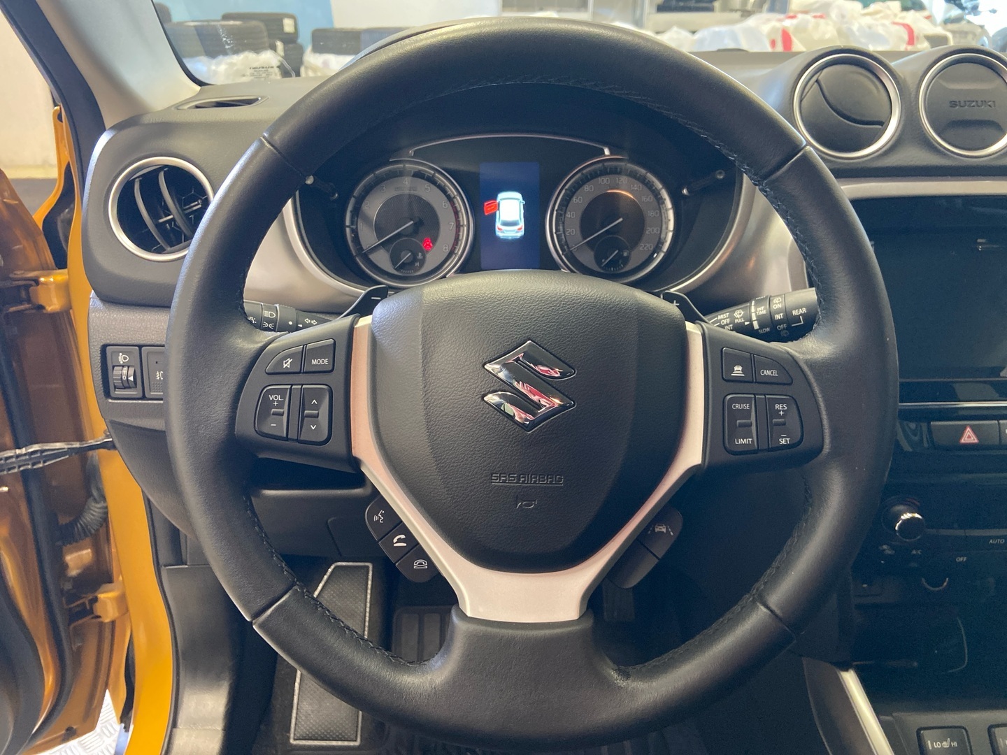 SUZUKI Vitara 15
