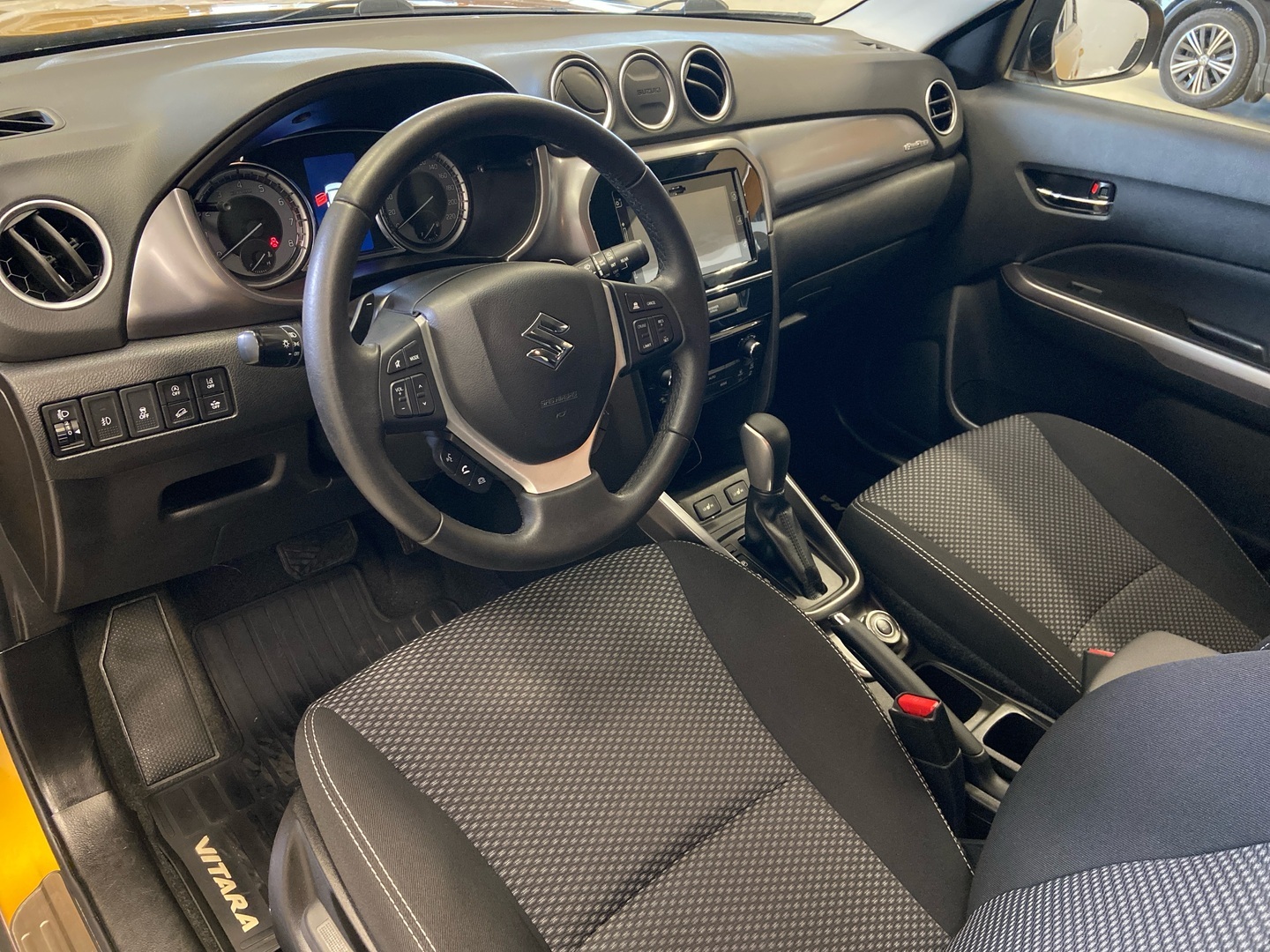 SUZUKI Vitara 6