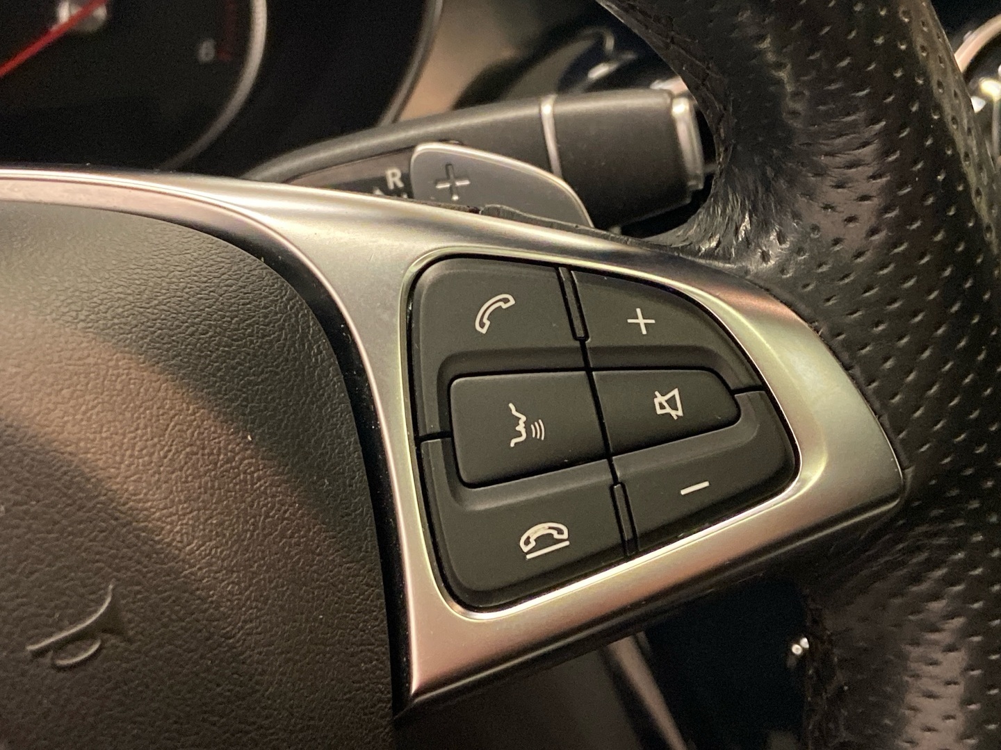 MERCEDES-BENZ GLC 2017