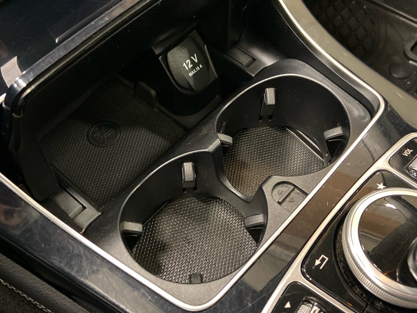 MERCEDES-BENZ GLC 2017