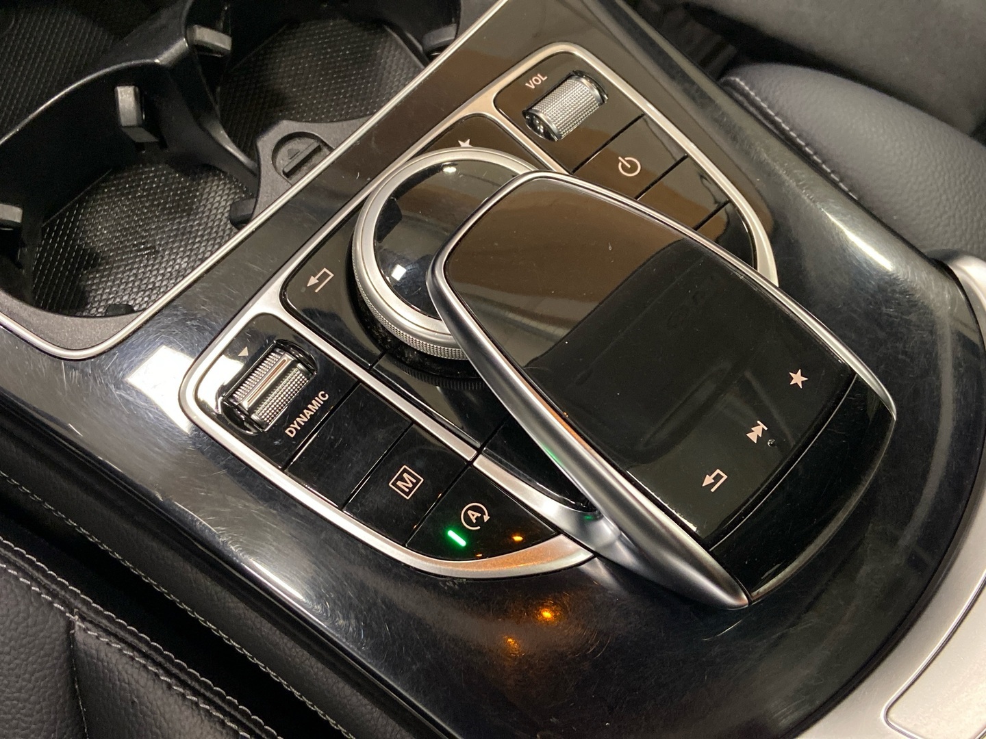 MERCEDES-BENZ GLC 2017