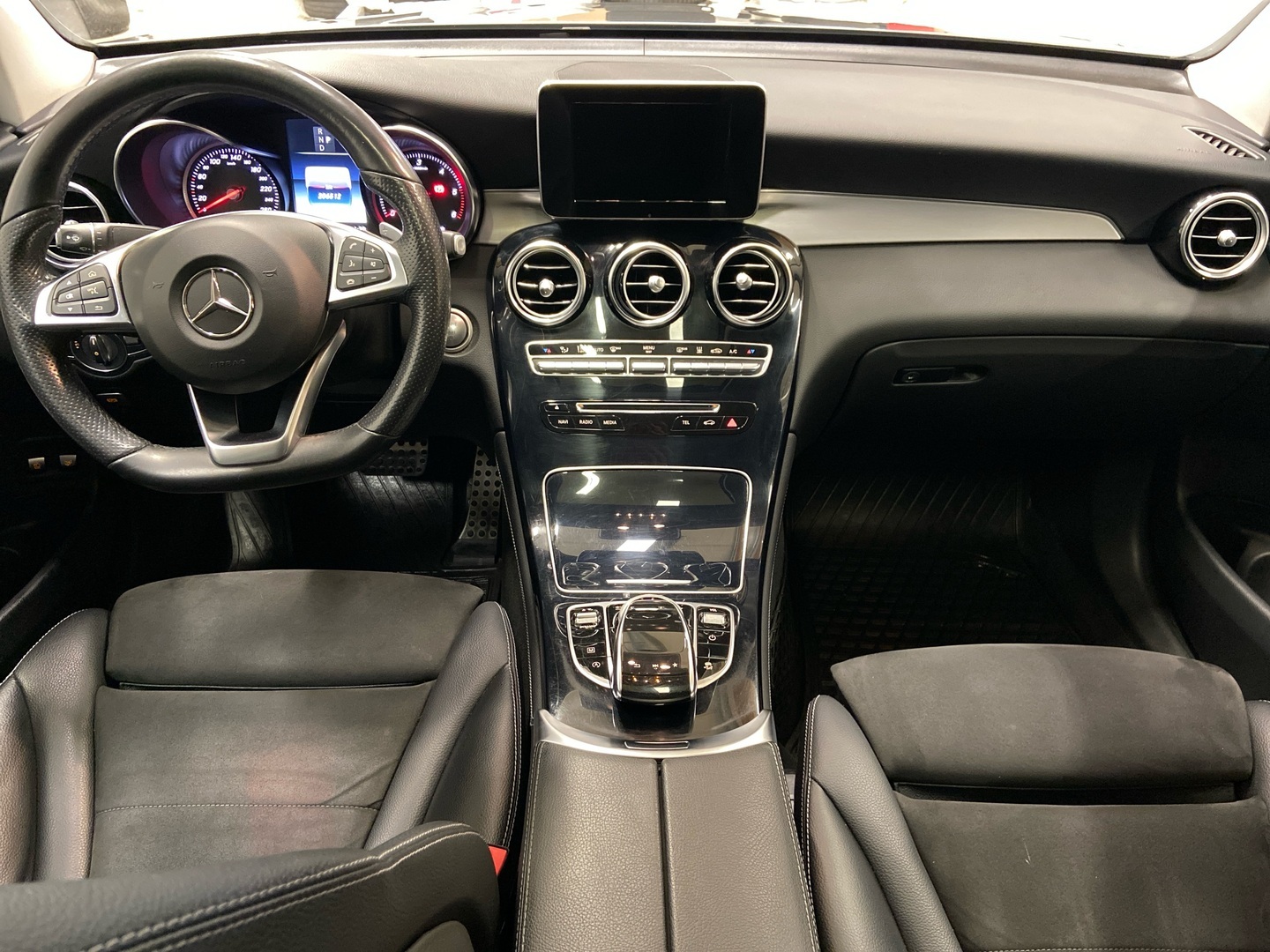 MERCEDES-BENZ GLC 2017