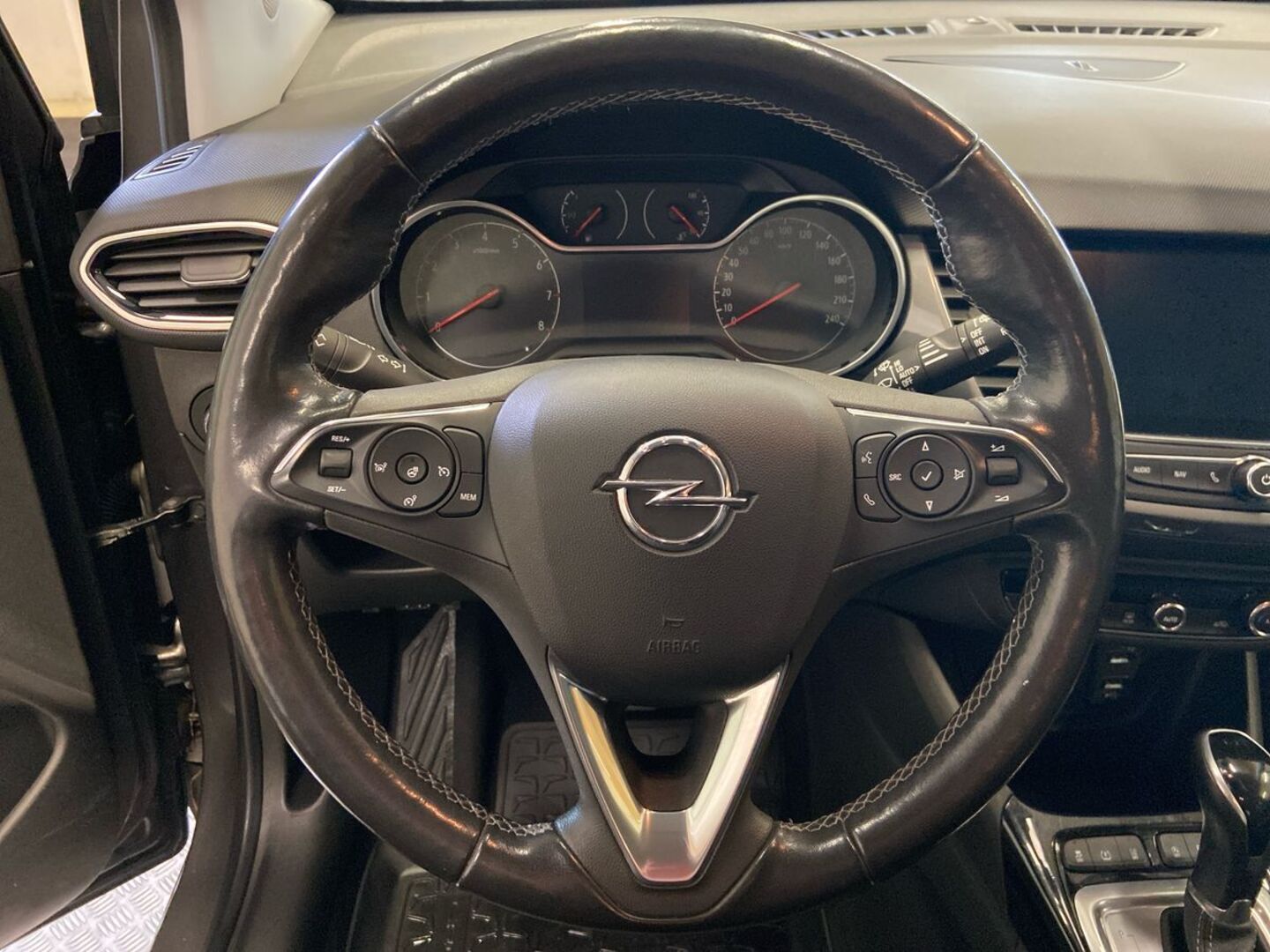 OPEL Crossland 21