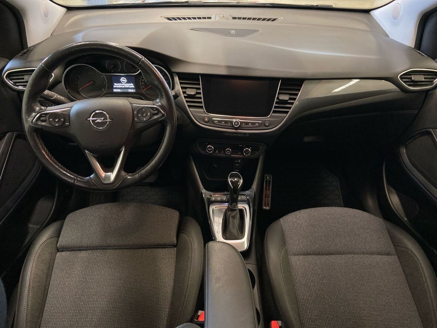 OPEL Crossland 31