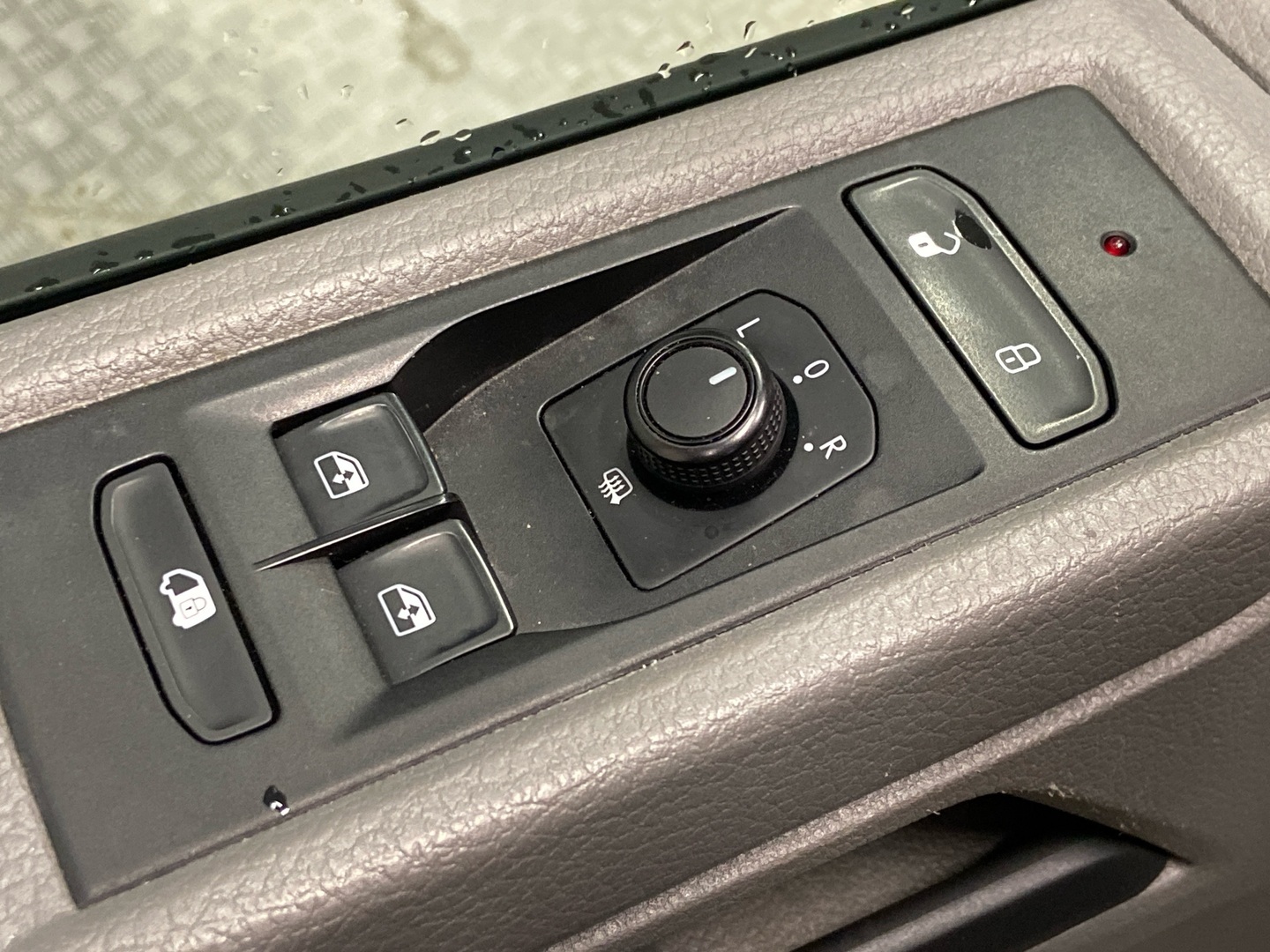 VOLKSWAGEN Transporter 2020