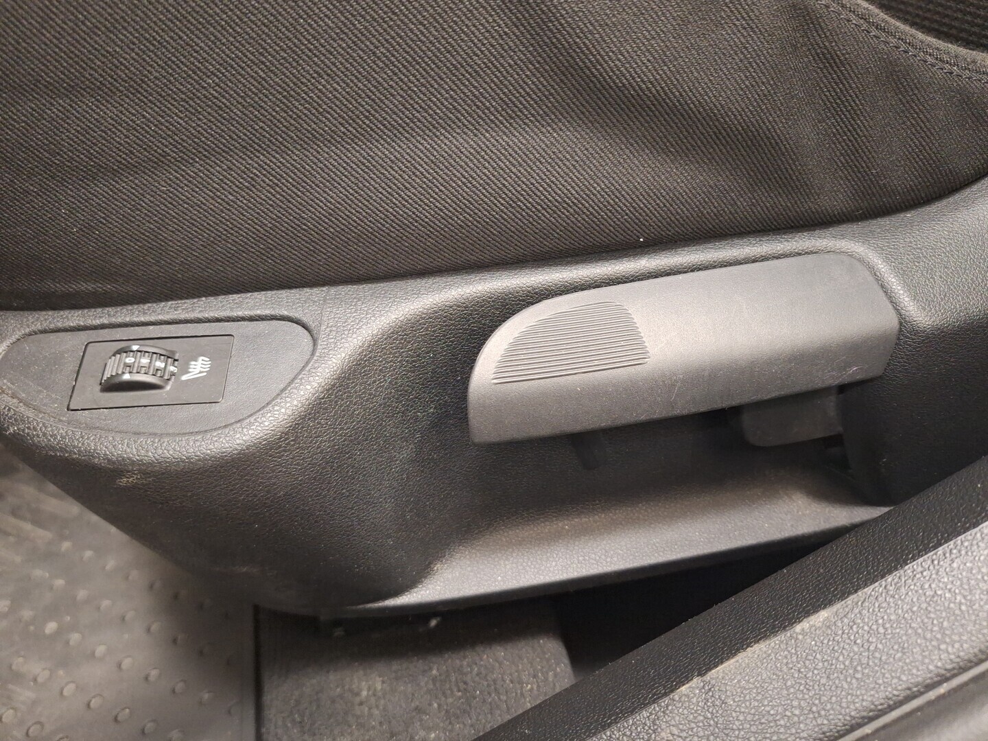 PEUGEOT 308 2008
