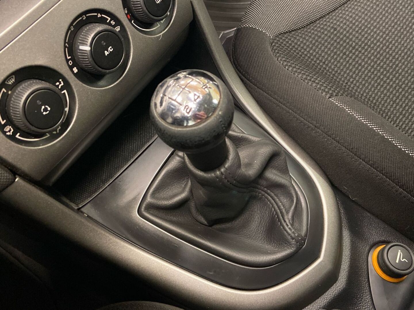 PEUGEOT 308 24