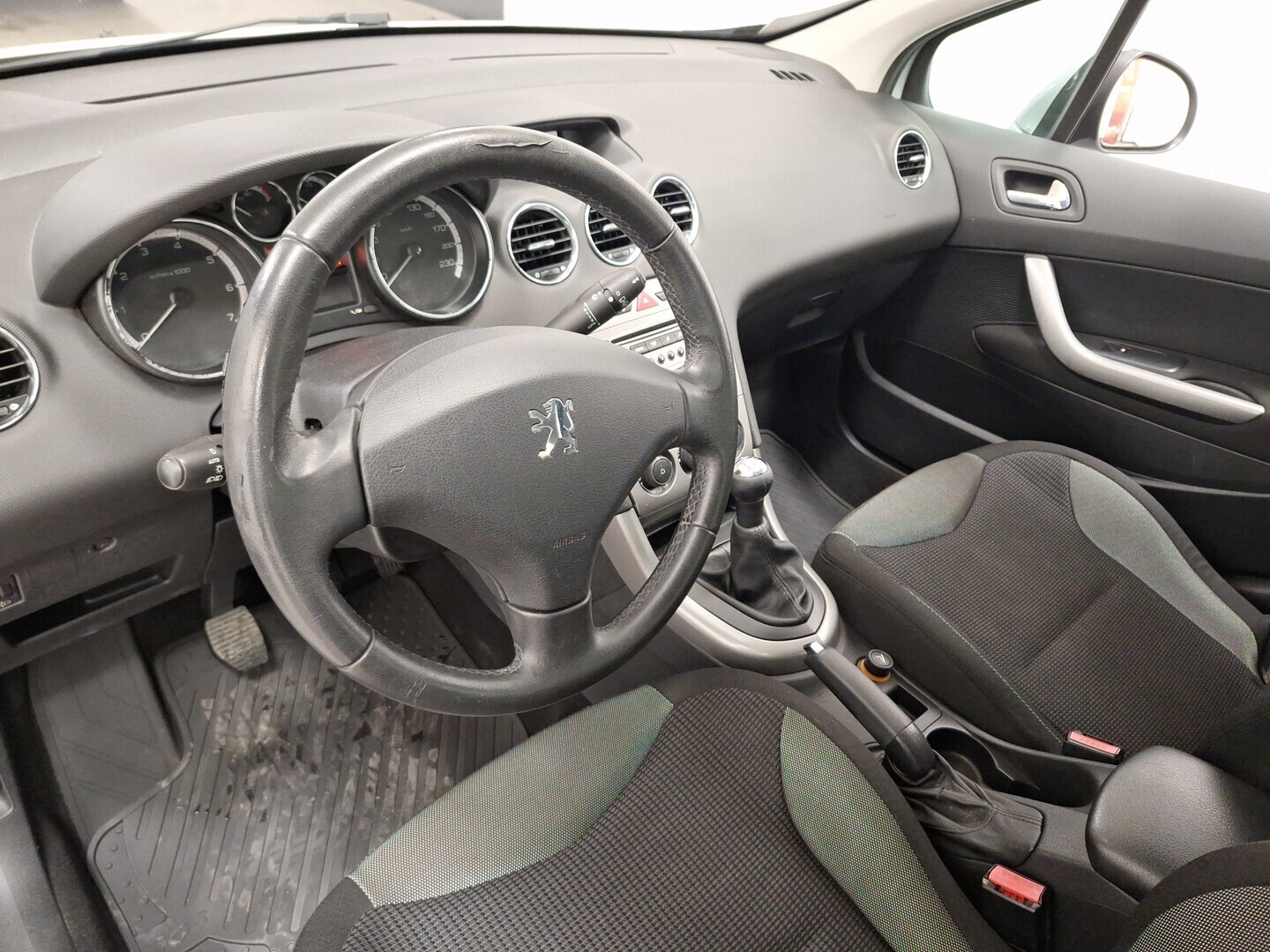 PEUGEOT 308 2008