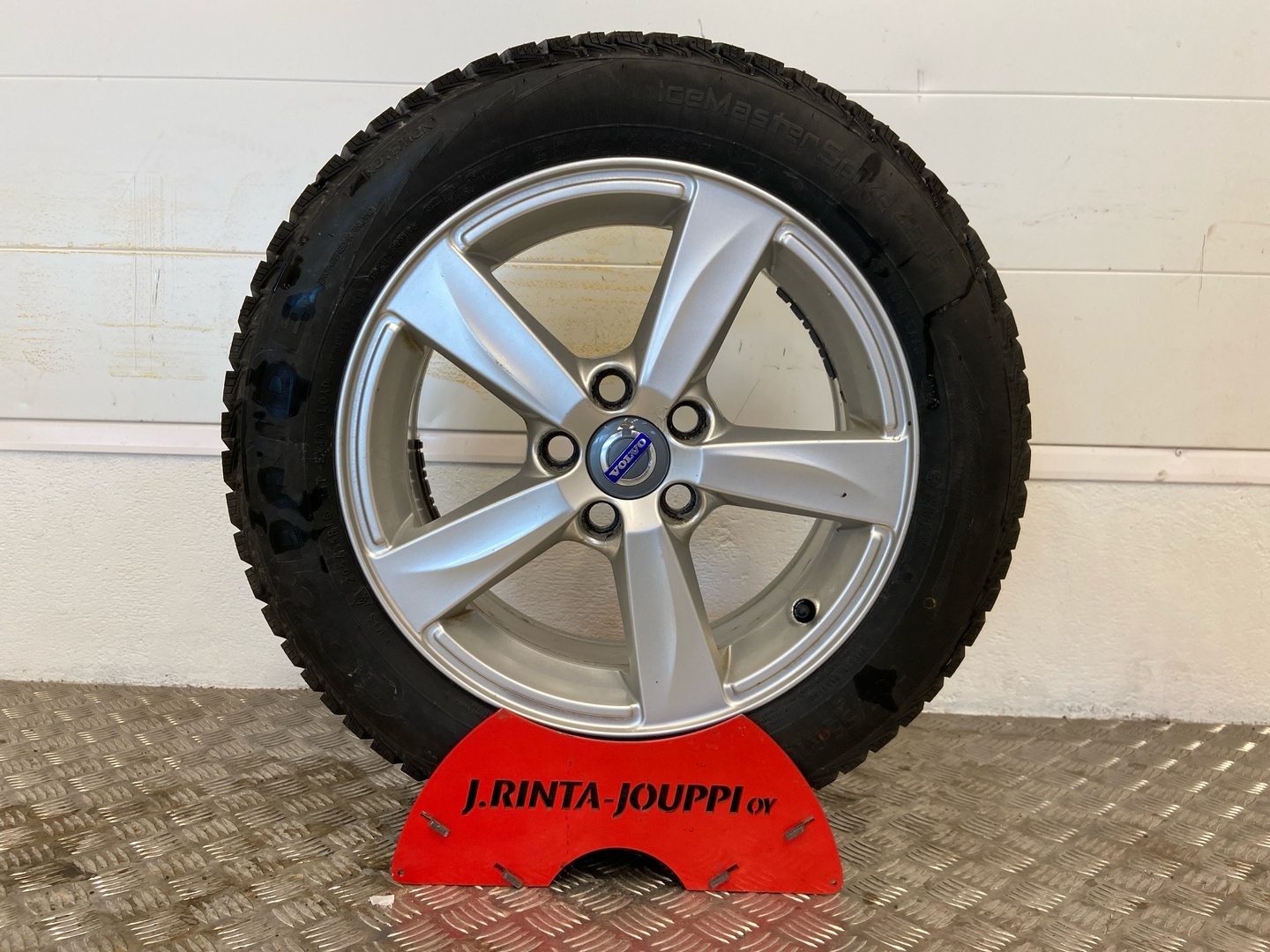 VOLVO V40 Cross Country 2013