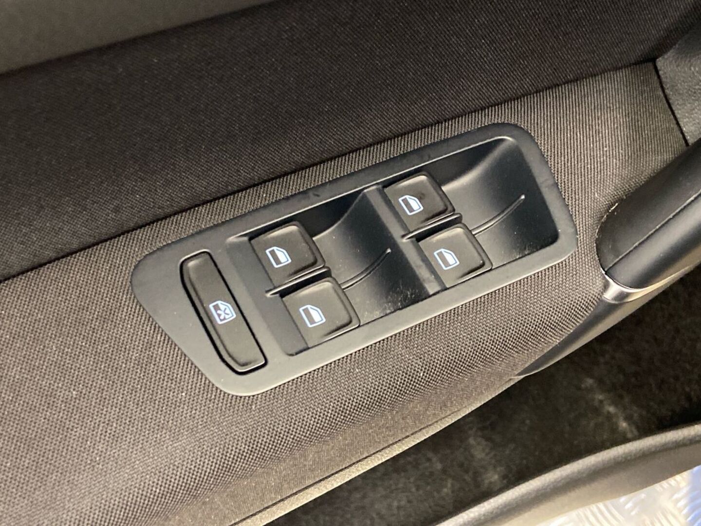 VOLKSWAGEN Golf Sportsvan 2015