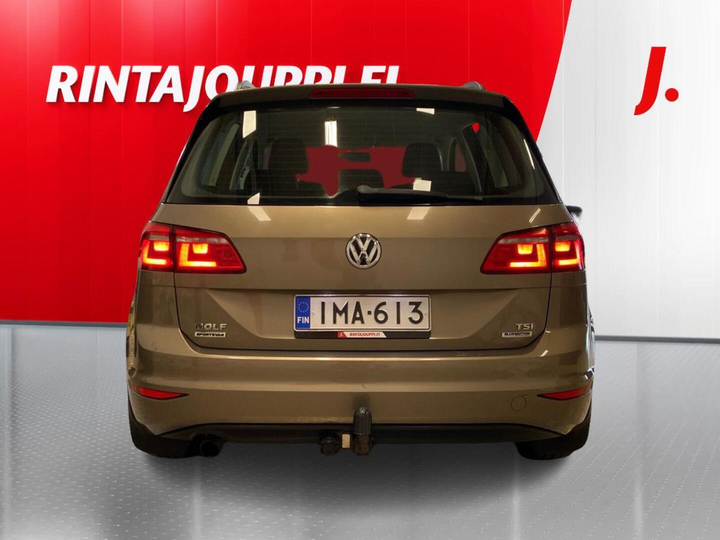 VOLKSWAGEN Golf Sportsvan 2015