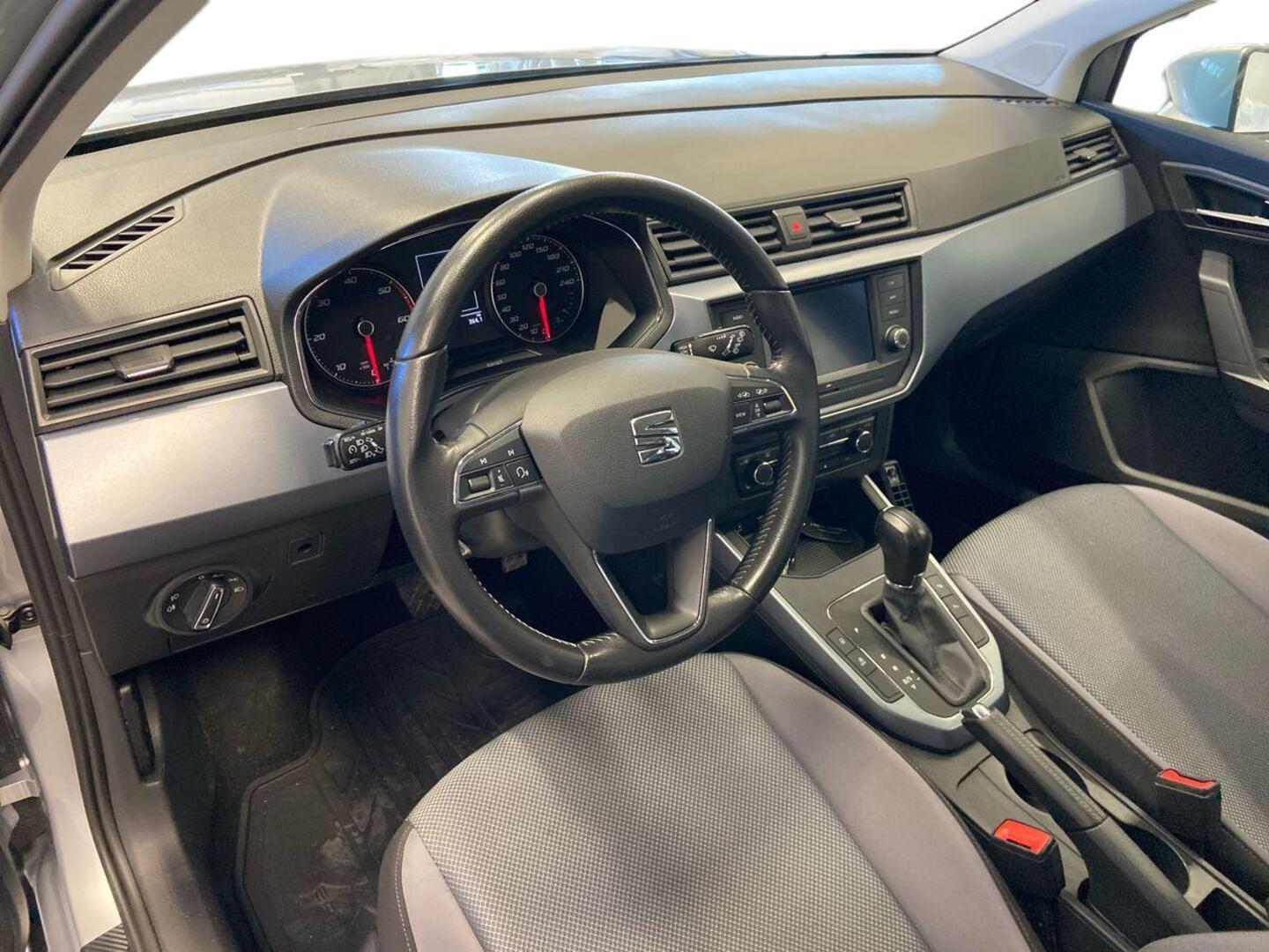 SEAT Arona 7