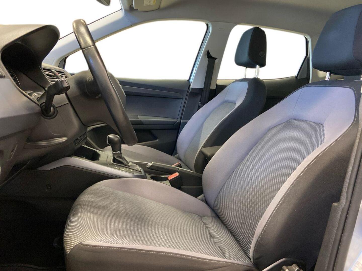 SEAT Arona 9