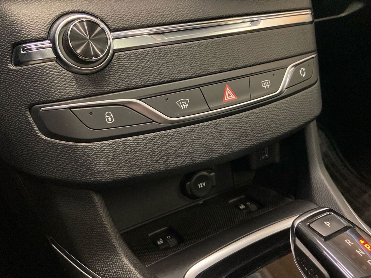 PEUGEOT 308 2020