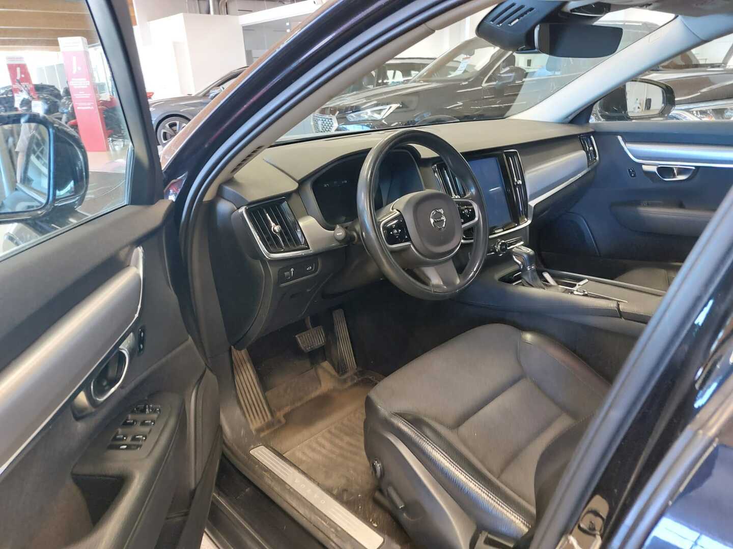 VOLVO V90 2017
