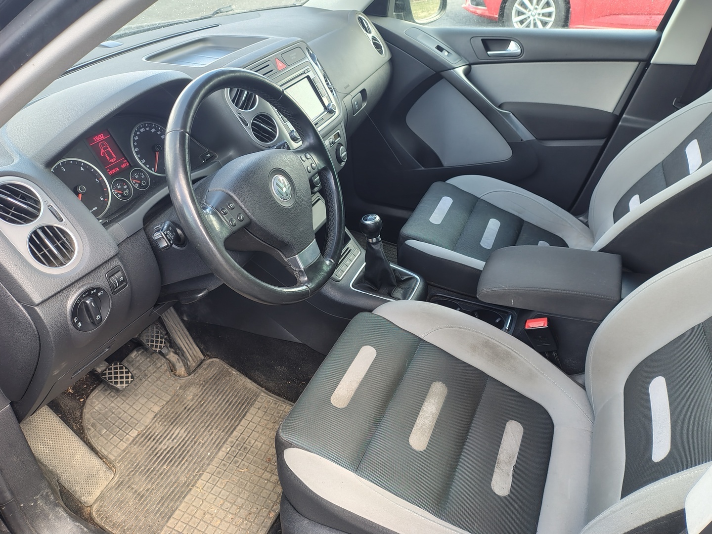 VOLKSWAGEN Tiguan 2008