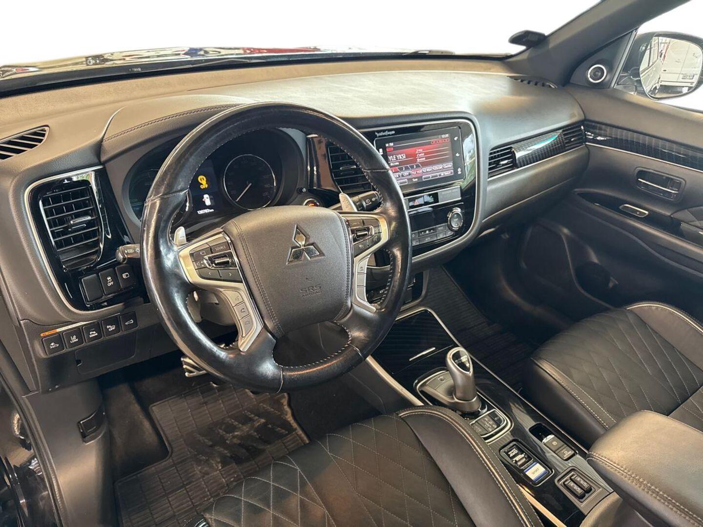 MITSUBISHI Outlander PHEV 2019