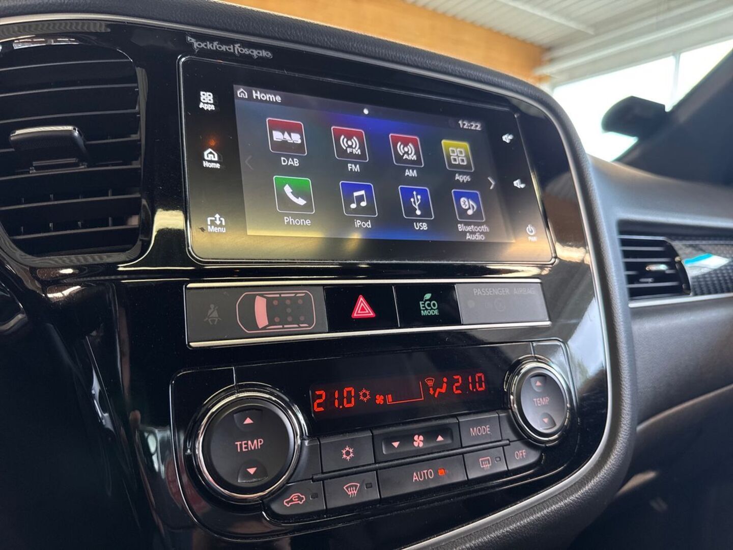 MITSUBISHI Outlander PHEV 2019