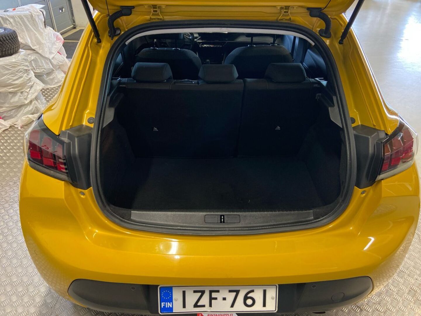 PEUGEOT 208 2020