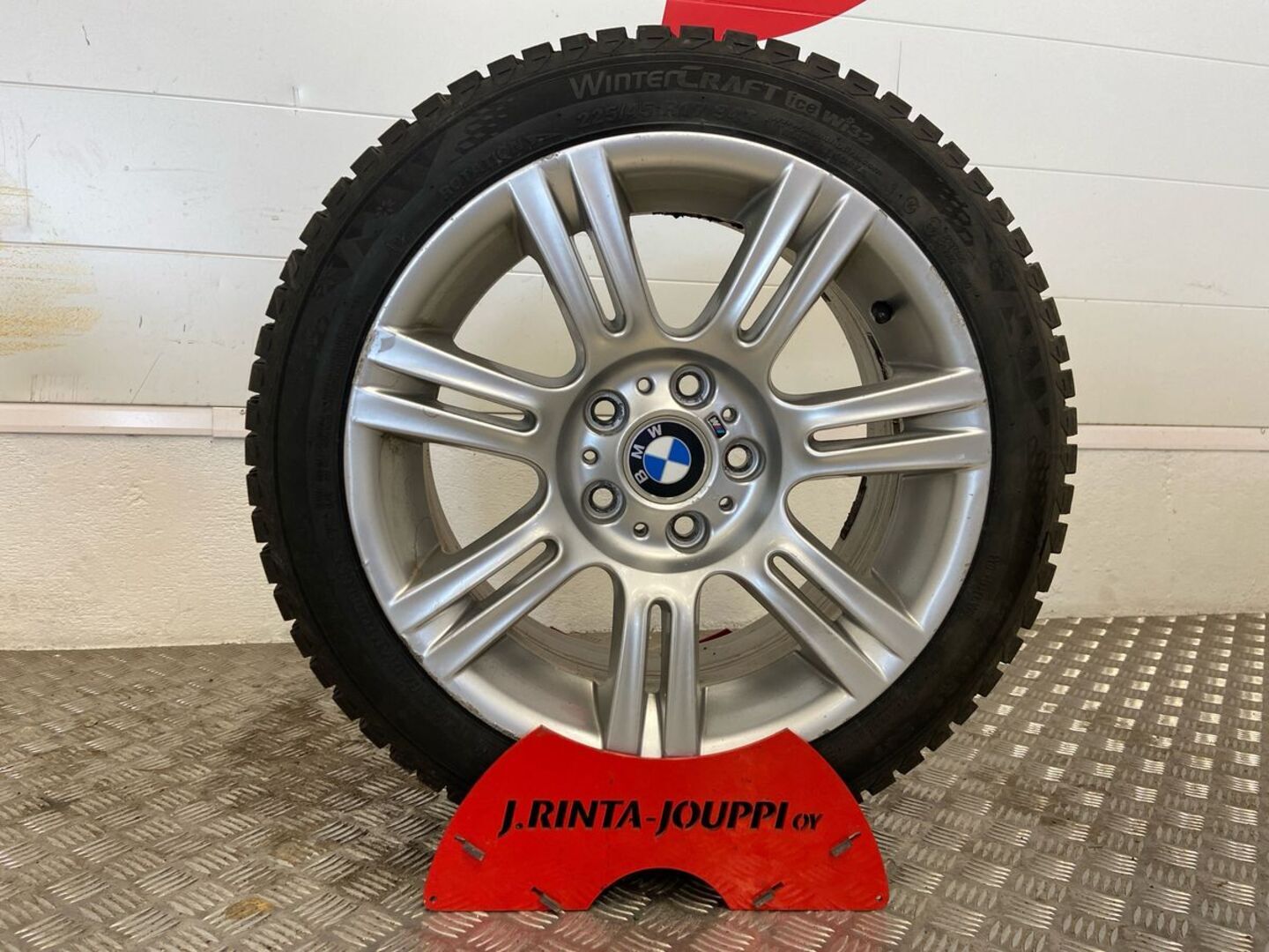 BMW 323 2005