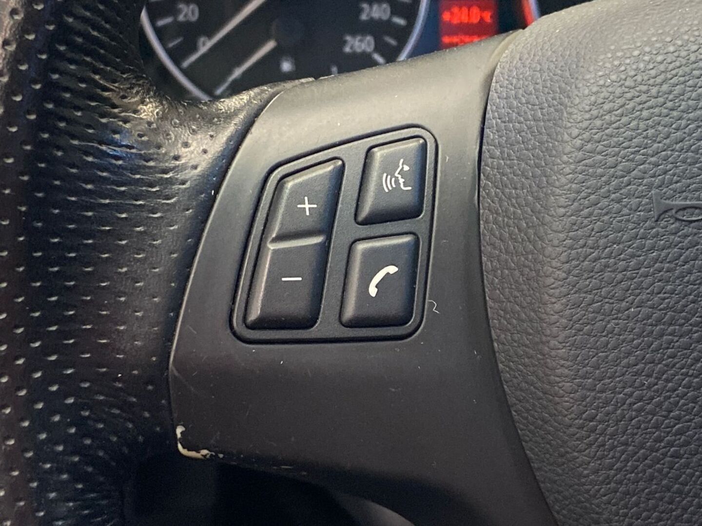 BMW 323 2005