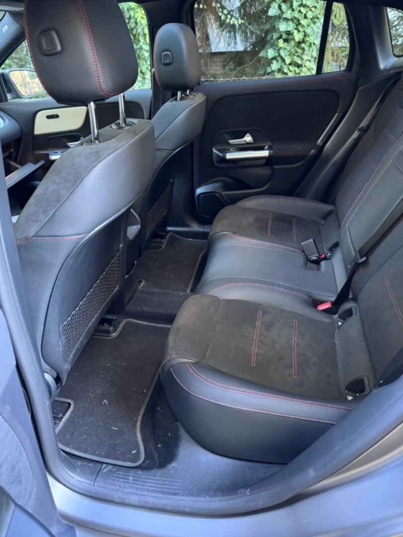 MERCEDES-BENZ EQA 2023