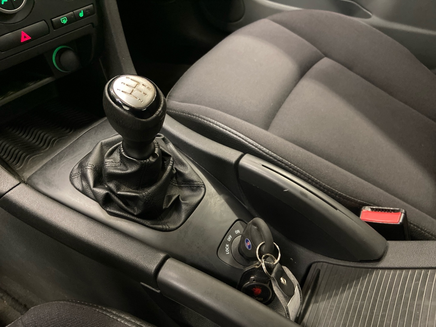 SAAB 9-3 2006