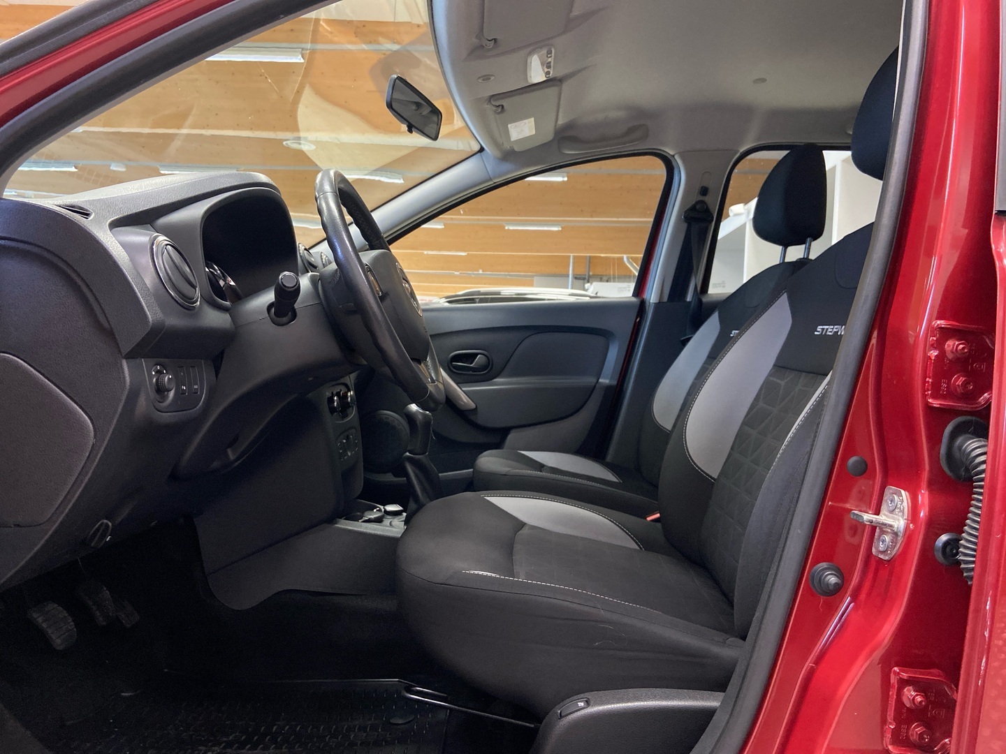 DACIA Sandero 2015