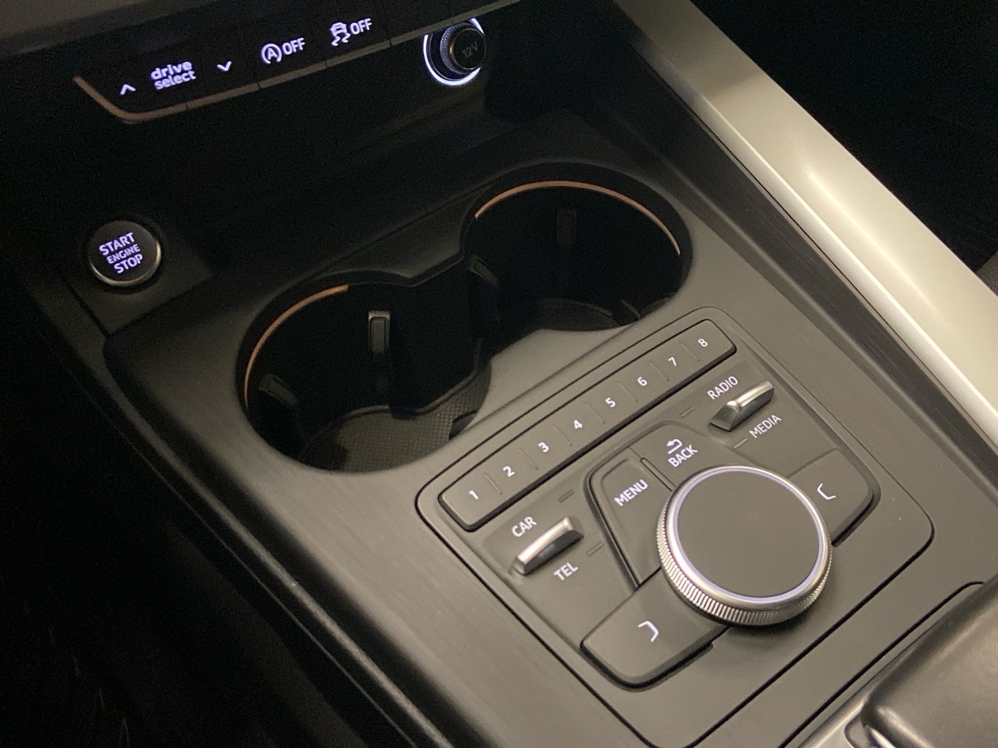 AUDI A4 allroad quattro 2018