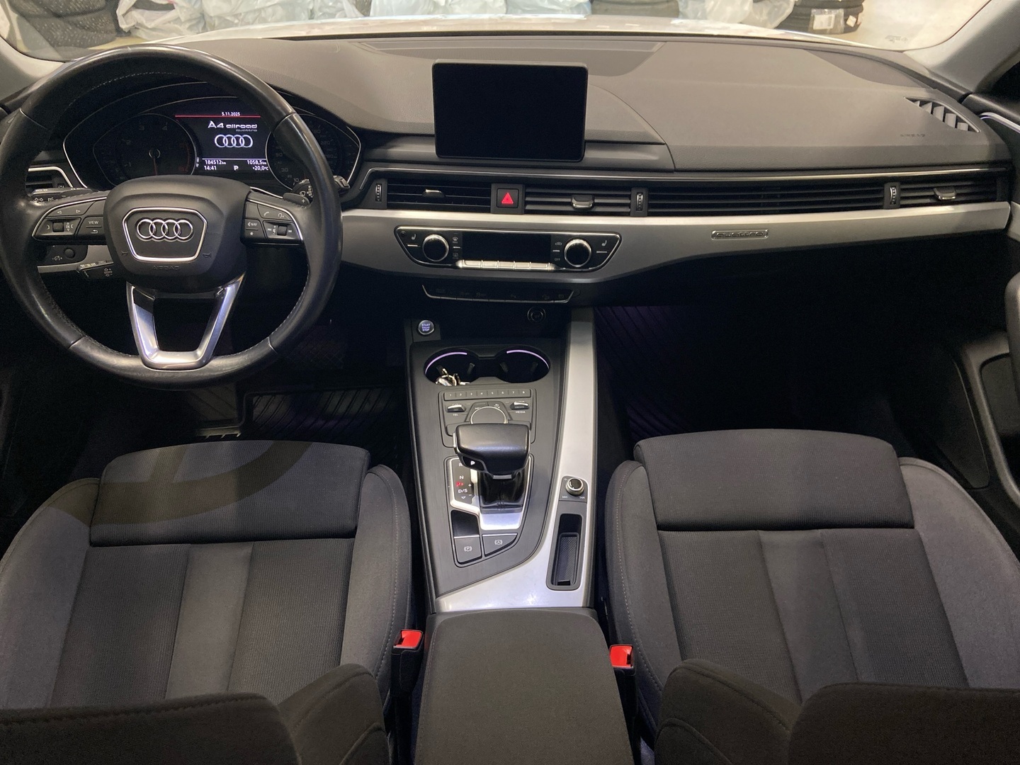 AUDI A4 allroad quattro 2018