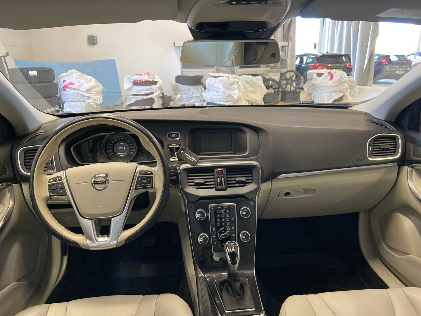 VOLVO V40 Cross Country 2018