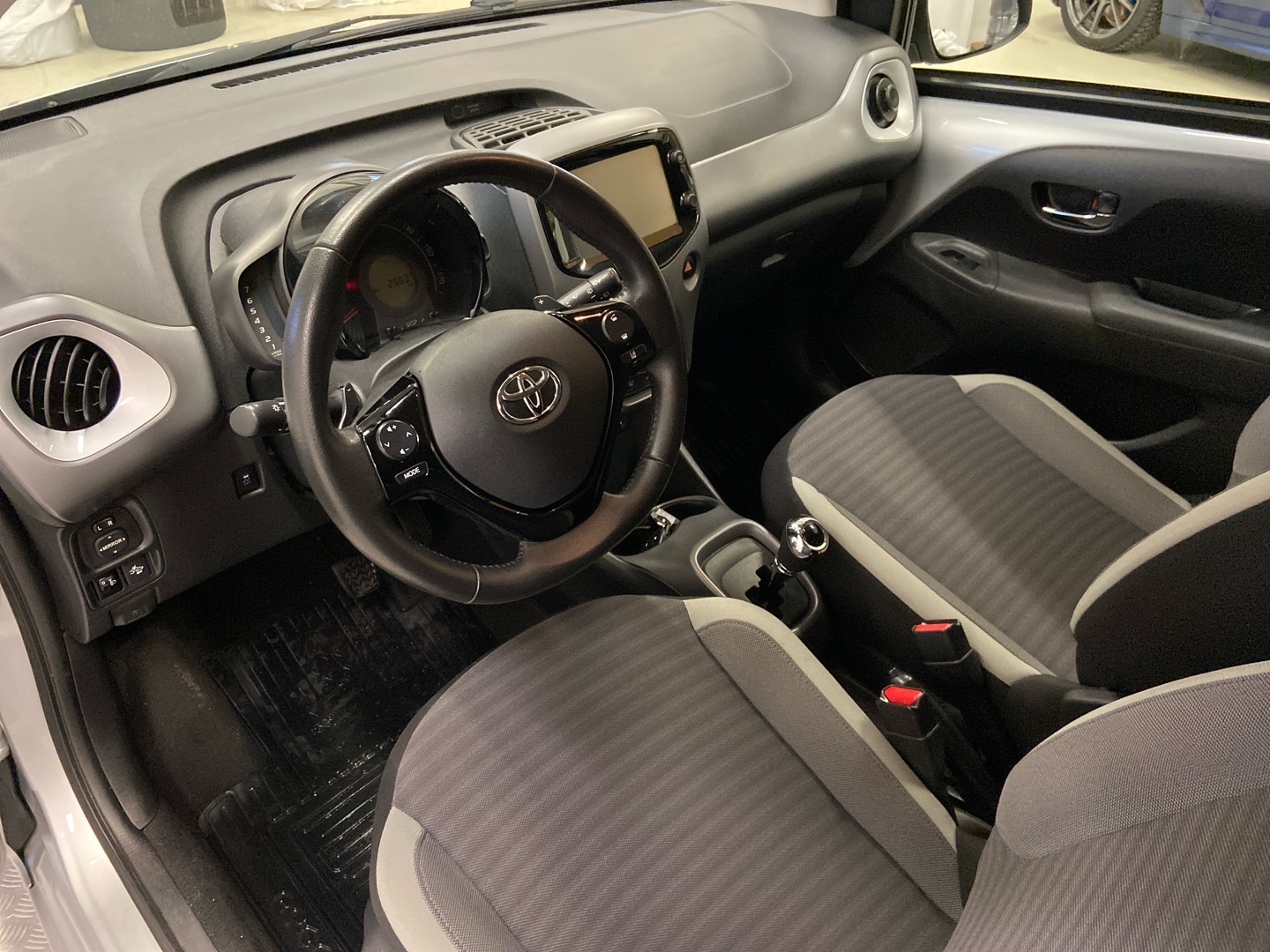 TOYOTA AYGO 2018