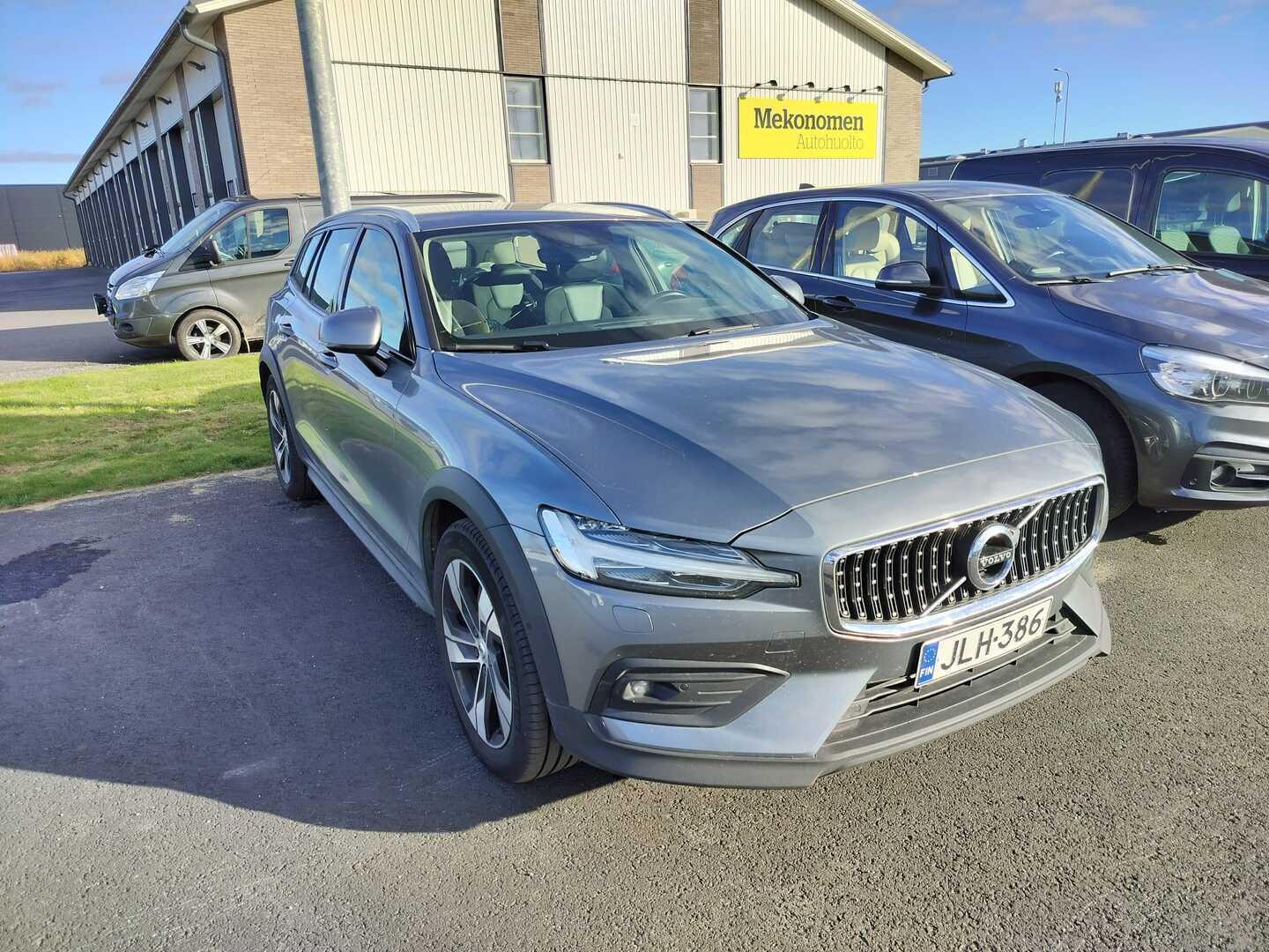 VOLVO V60 Cross Country 2019