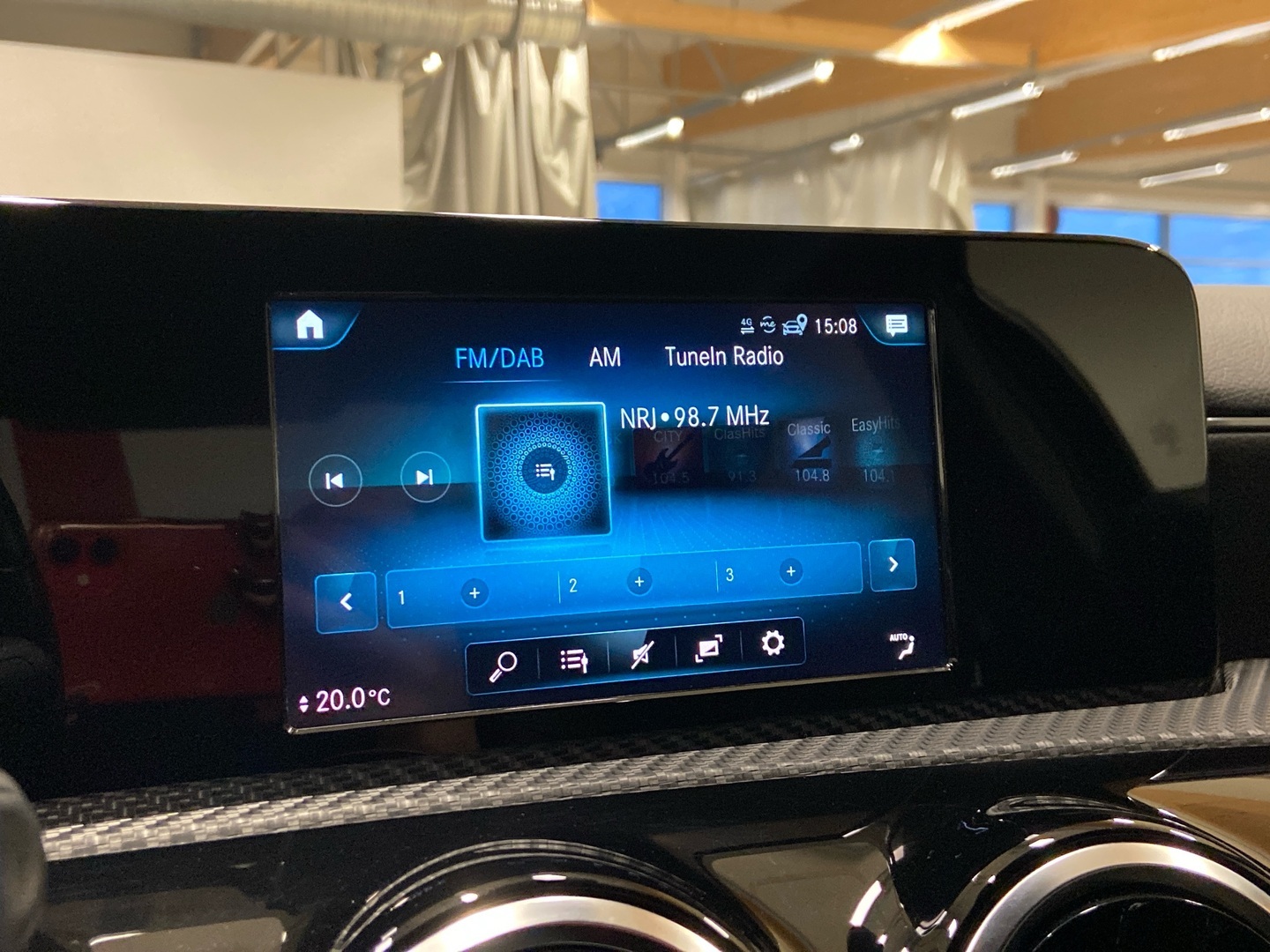 MERCEDES-BENZ A 2021